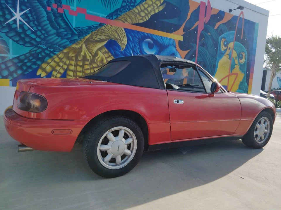1990 Mazda NA MX-5 Miata - Image 14 of 14