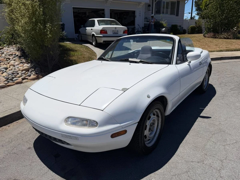1990 Mazda NA MX-5 Miata - Image 7 of 8
