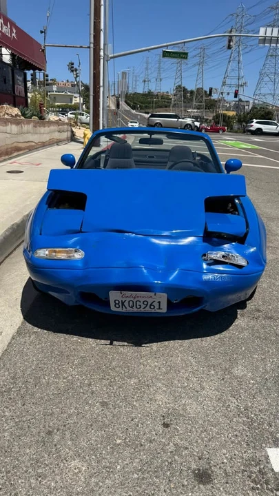 1990 Mazda NA MX-5 Miata - Image 6 of 9