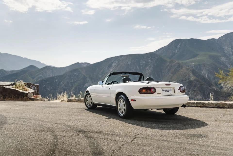 1990 Mazda NA MX-5 Miata - Image 2 of 16
