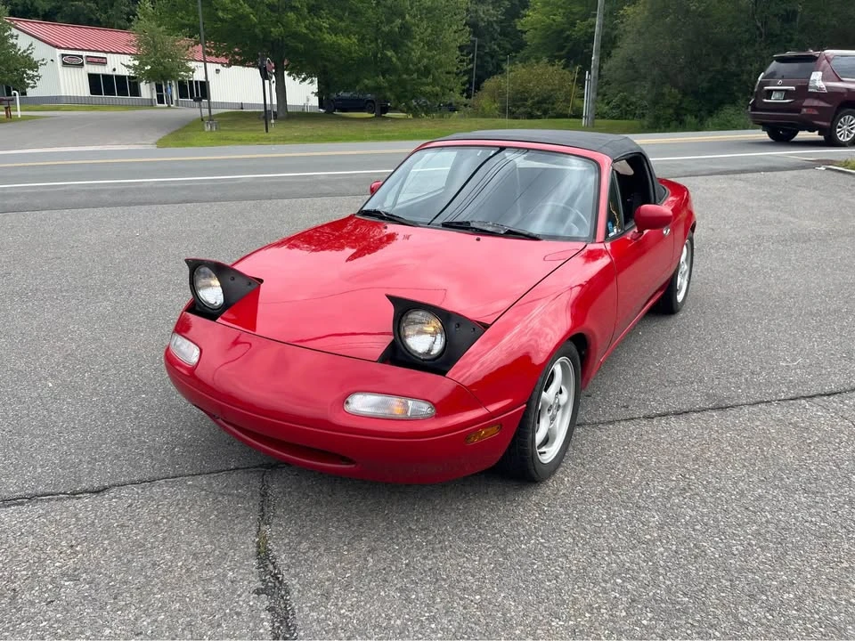 1990 Mazda NA MX-5 Miata - Image 10 of 12
