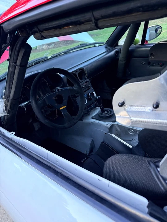 1990 Mazda NA MX-5 Miata - Image 6 of 15
