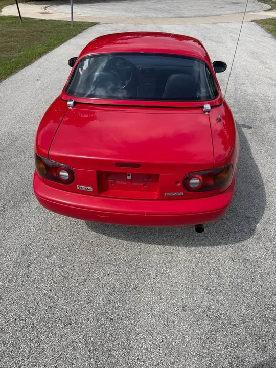 1990 Mazda NA MX-5 Miata - Image 5 of 8