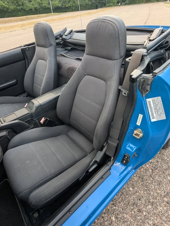1990 Mazda NA MX-5 Miata - Image 8 of 14