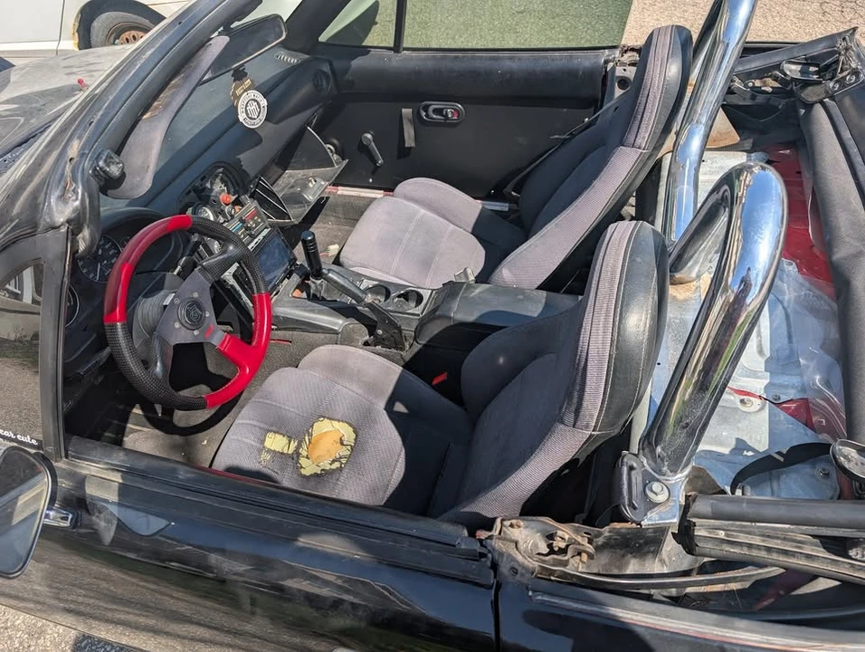 1990 Mazda NA MX-5 Miata - Image 4 of 4