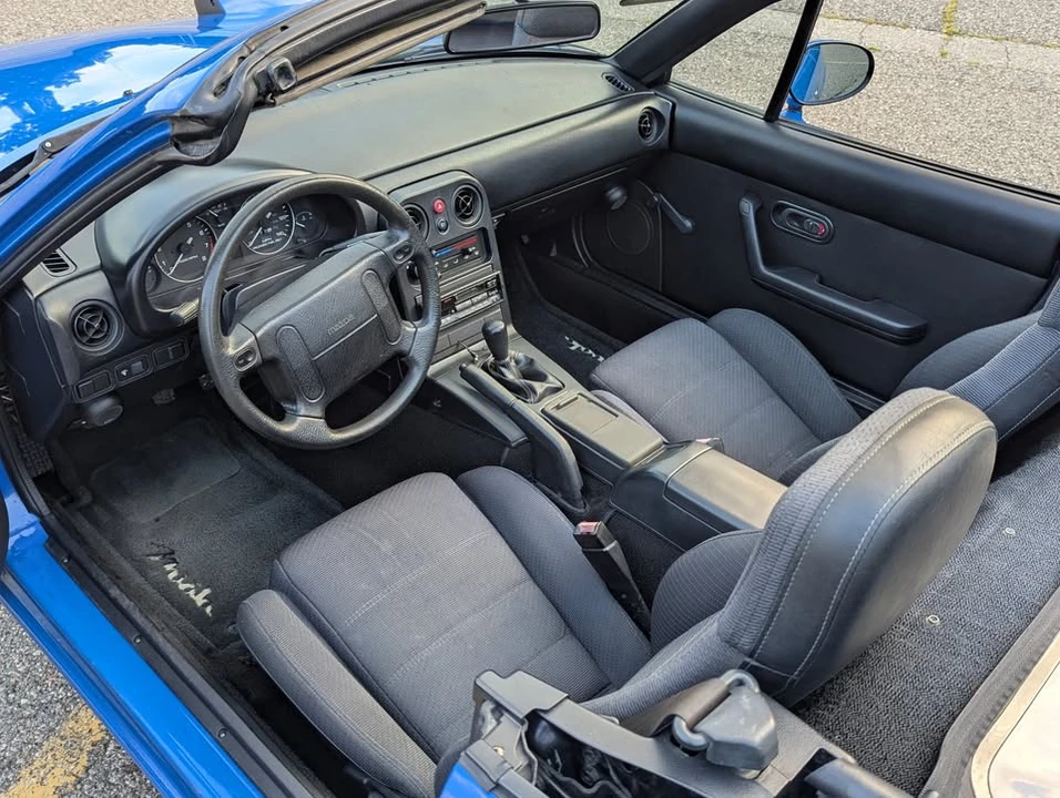 1990 Mazda NA MX-5 Miata - Image 7 of 14