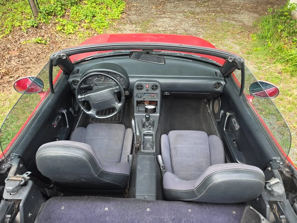 1990 Mazda NA MX-5 Miata - Image 5 of 5