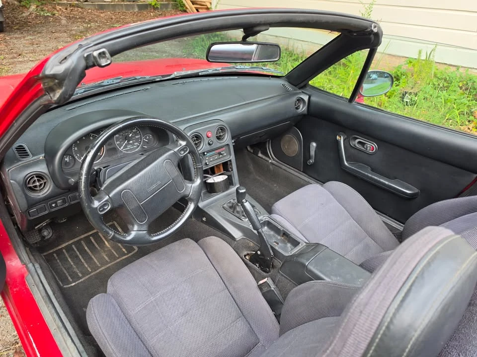 1990 Mazda NA MX-5 Miata - Image 4 of 5