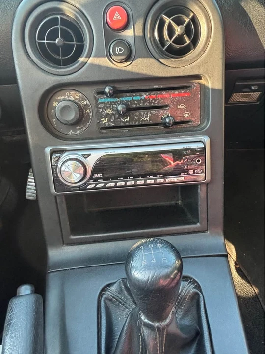 1990 Mazda NA MX-5 Miata - Image 8 of 8