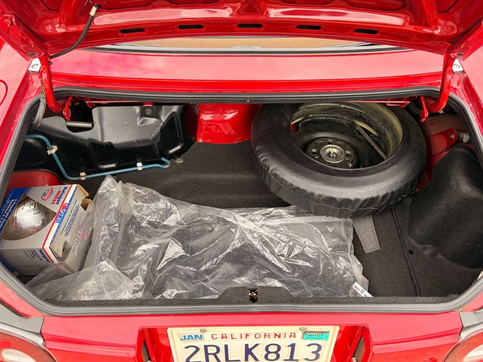 1990 Mazda NA MX-5 Miata - Image 3 of 13