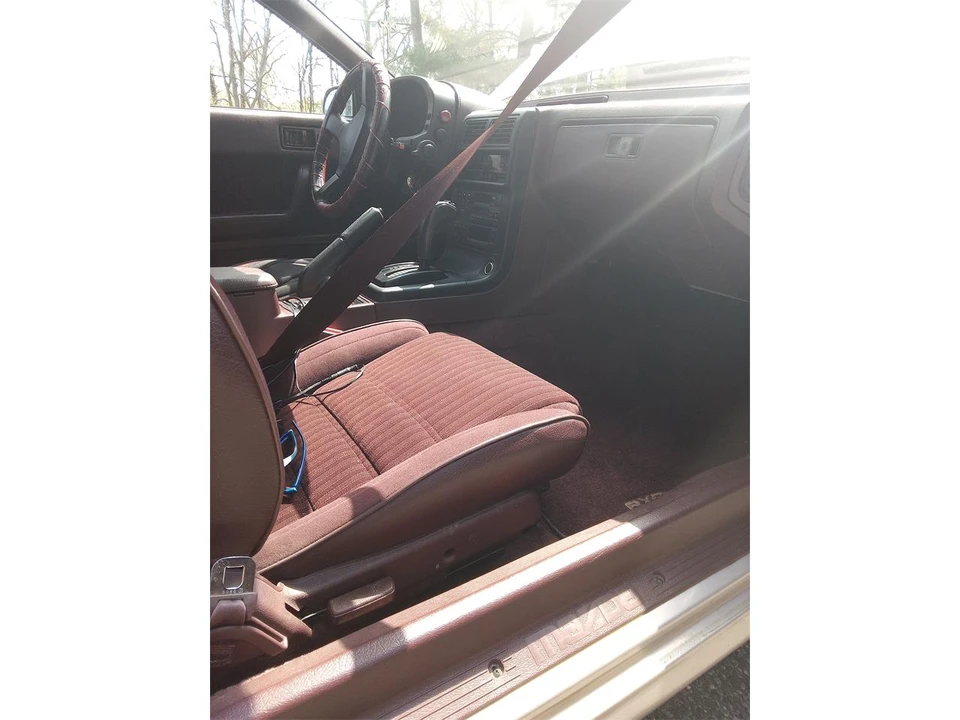 1990 Mazda RX-7 FC - Image 9 of 10