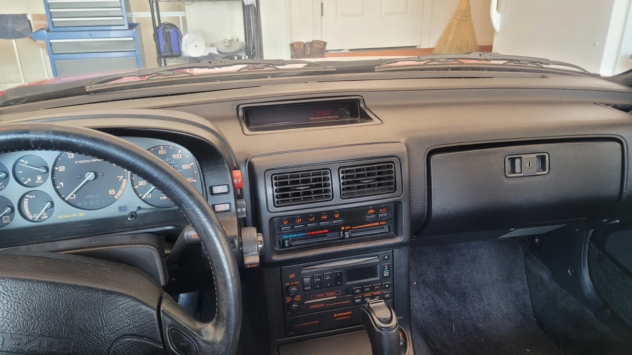 1990 Mazda RX-7 FC - Image 7 of 17