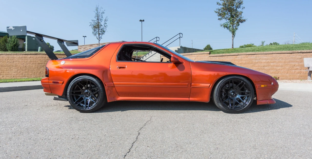 1990 Mazda RX-7 FC - Image 2 of 31