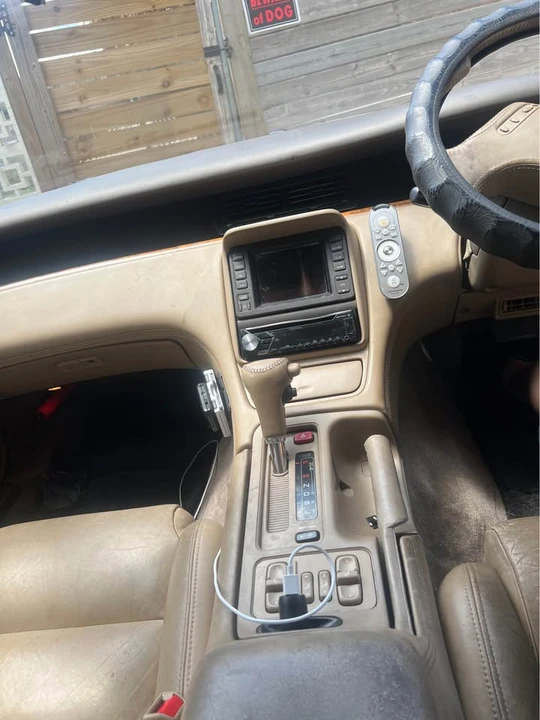 1990 Mazda JC Cosmo - Image 10 of 13