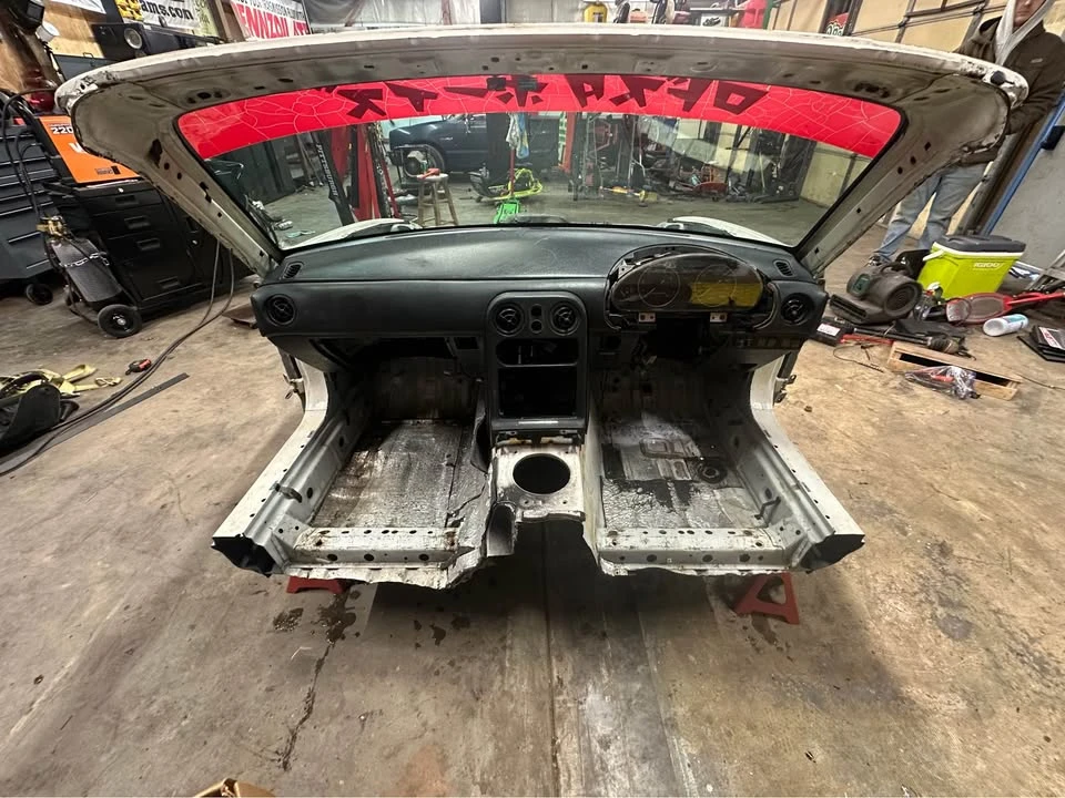 1990 Mazda NA MX-5 Miata - Image 11 of 20