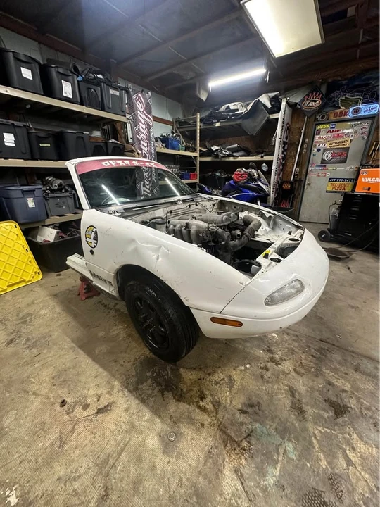 1990 Mazda NA MX-5 Miata - Image 2 of 20