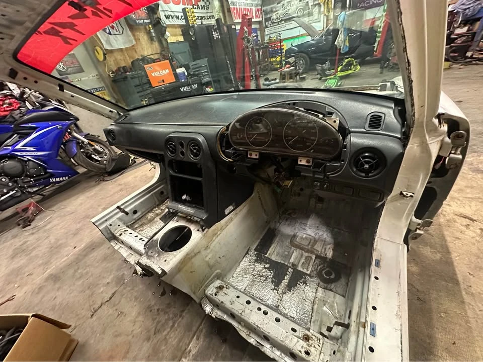1990 Mazda NA MX-5 Miata - Image 5 of 20