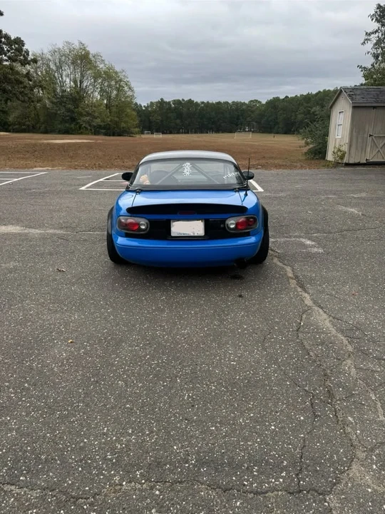 1990 Mazda NA MX-5 Miata - Image 5 of 16