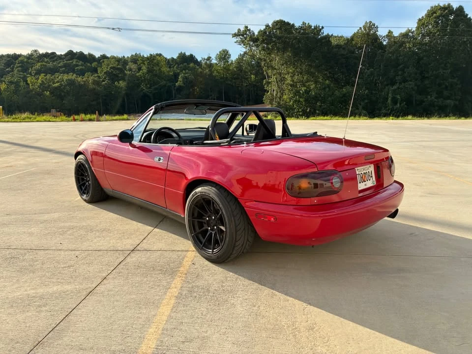 1990 Mazda NA MX-5 Miata - Image 2 of 11