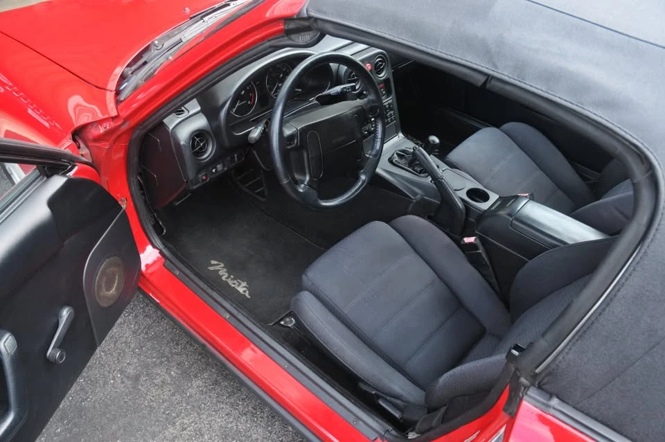 1990 Mazda NA MX-5 Miata - Image 14 of 20