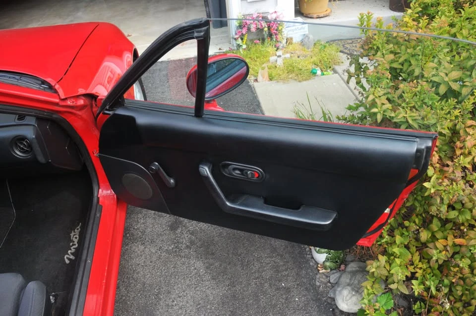 1990 Mazda NA MX-5 Miata - Image 13 of 20