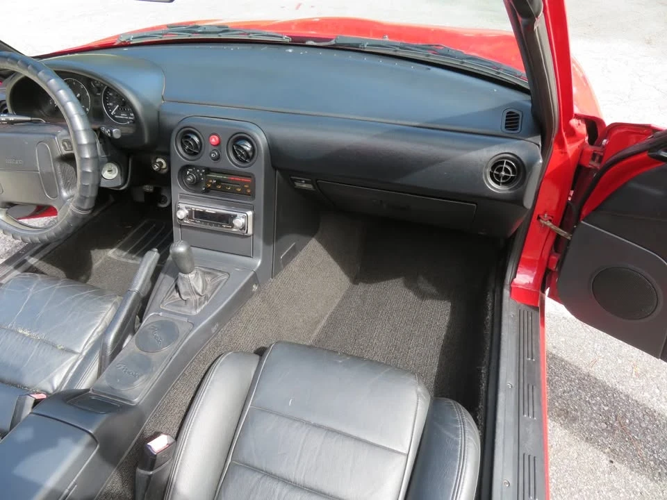 1990 Mazda NA MX-5 Miata - Image 10 of 19