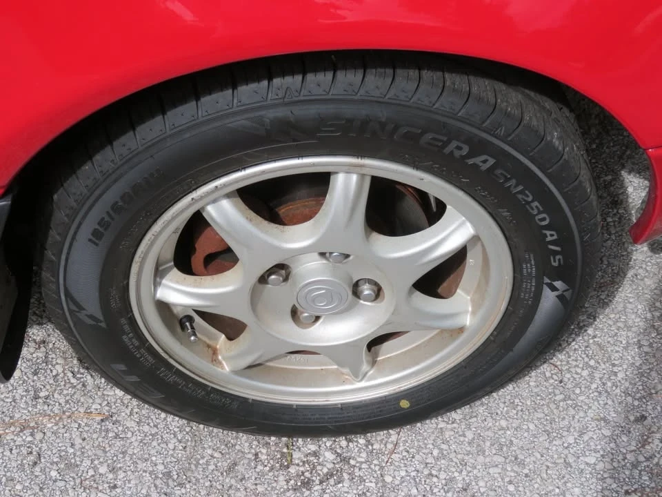 1990 Mazda NA MX-5 Miata - Image 17 of 19