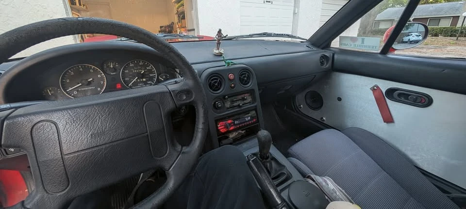 1990 Mazda NA MX-5 Miata - Image 14 of 21