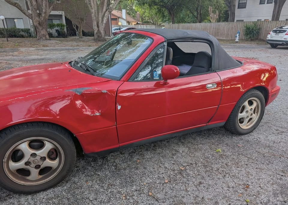 1990 Mazda NA MX-5 Miata - Image 15 of 21