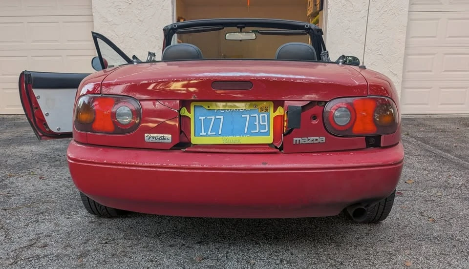 1990 Mazda NA MX-5 Miata - Image 9 of 21