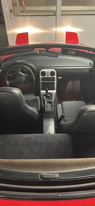 1990 Mazda NA MX-5 Miata - Image 3 of 17