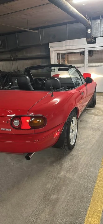 1990 Mazda NA MX-5 Miata - Image 12 of 17