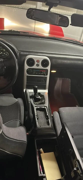 1990 Mazda NA MX-5 Miata - Image 8 of 17