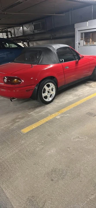 1990 Mazda NA MX-5 Miata - Image 4 of 17