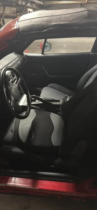 1990 Mazda NA MX-5 Miata - Image 15 of 17