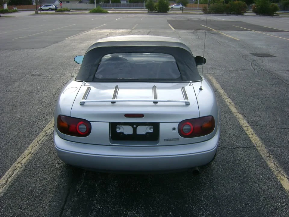 1990 Mazda NA MX-5 Miata - Image 6 of 14