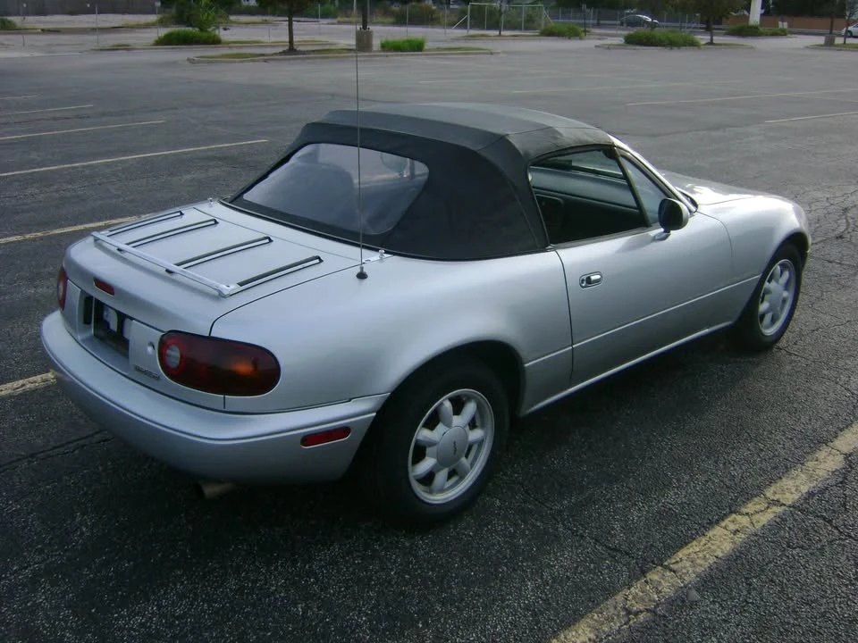 1990 Mazda NA MX-5 Miata - Image 5 of 14