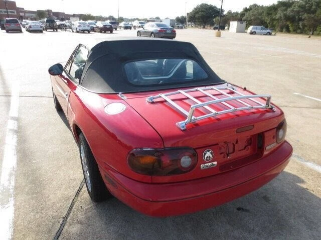 1990 Mazda NA MX-5 Miata - Image 10 of 12