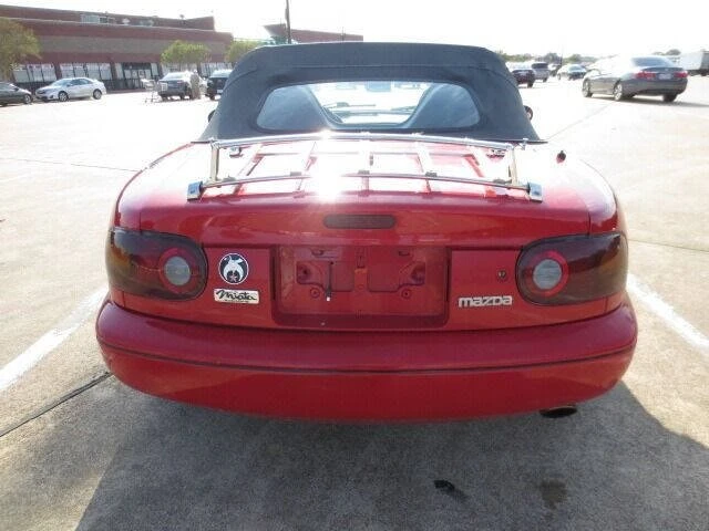 1990 Mazda NA MX-5 Miata - Image 11 of 12