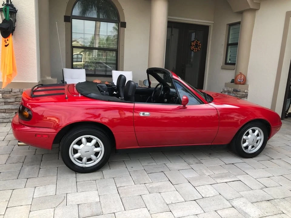 1990 Mazda NA MX-5 Miata - Image 8 of 12