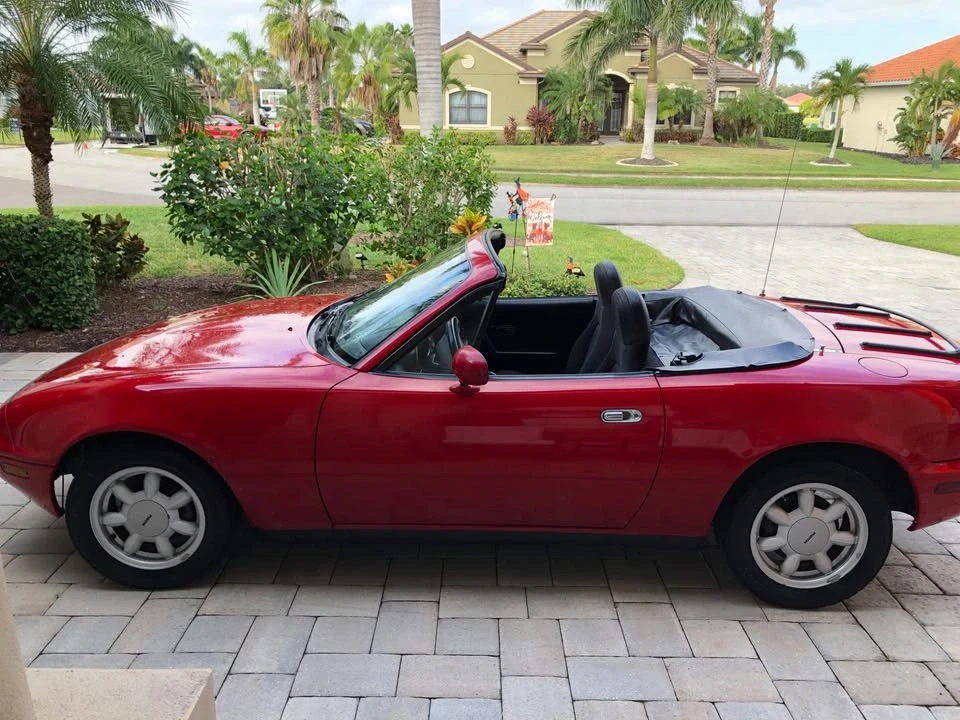 1990 Mazda NA MX-5 Miata - Image 10 of 12