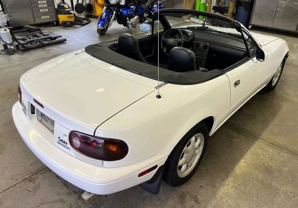 1990 Mazda NA MX-5 Miata - Image 10 of 20