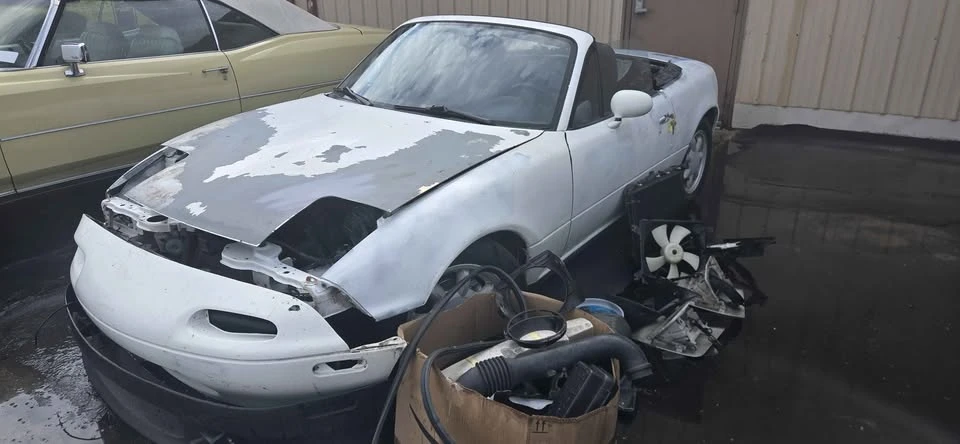 1990 Mazda NA MX-5 Miata - Image 6 of 20