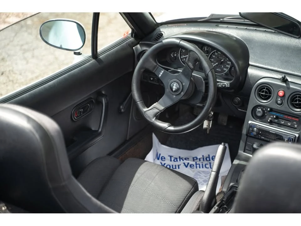 1990 Mazda NA MX-5 Miata - Image 14 of 19