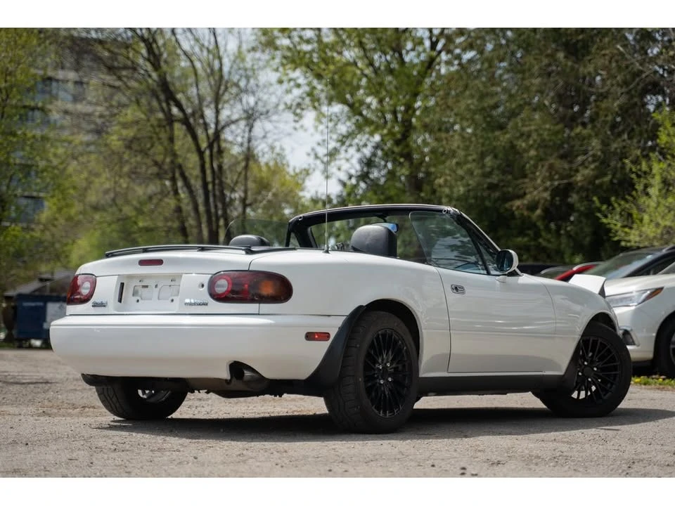 1990 Mazda NA MX-5 Miata - Image 8 of 19