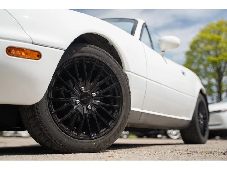 1990 Mazda NA MX-5 Miata - Image 5 of 19