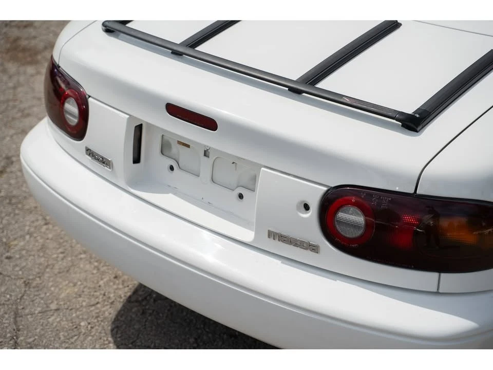 1990 Mazda NA MX-5 Miata - Image 9 of 19