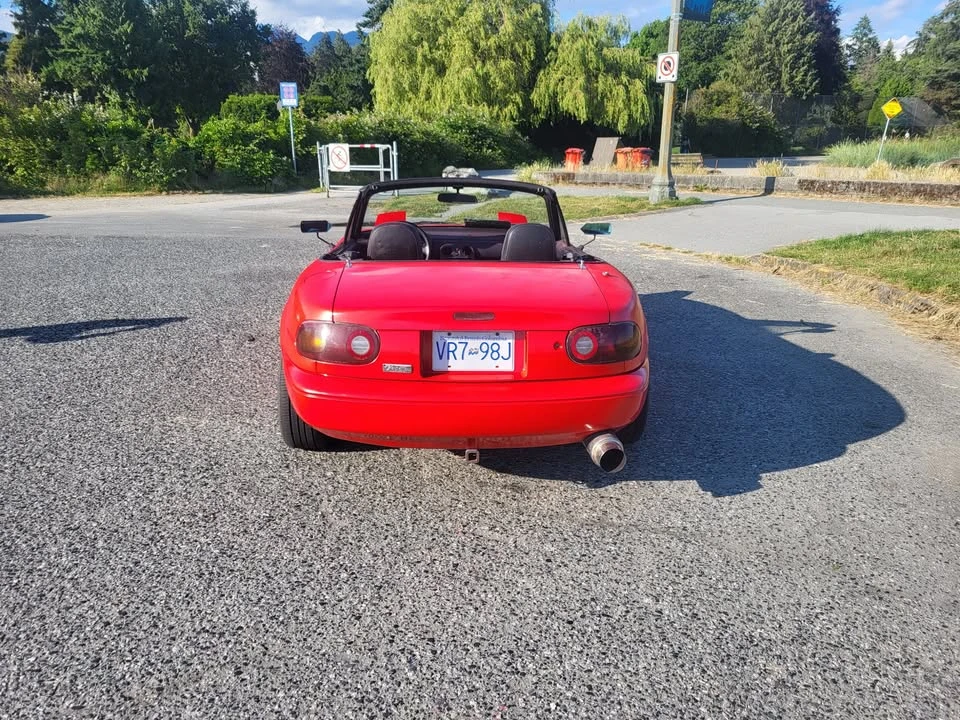 1990 Mazda NA MX-5 Miata - Image 2 of 3