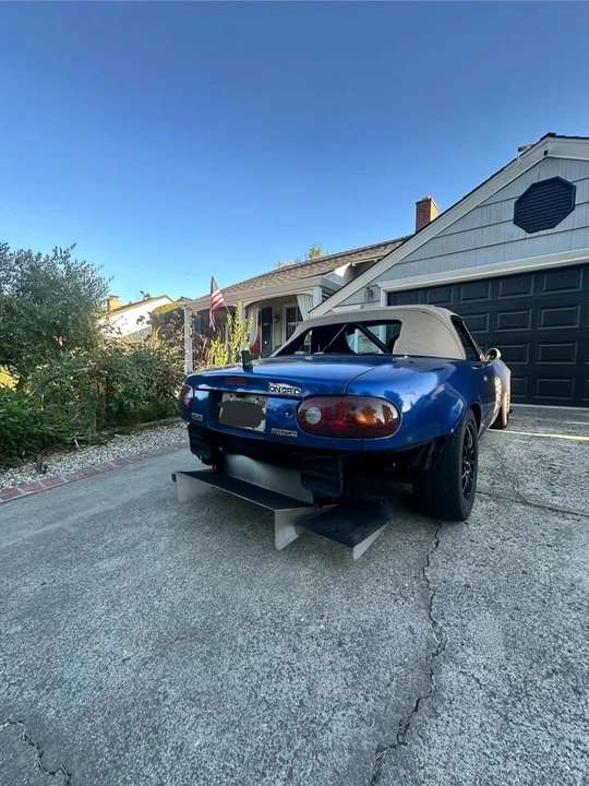 1990 Mazda NA MX-5 Miata - Image 9 of 12