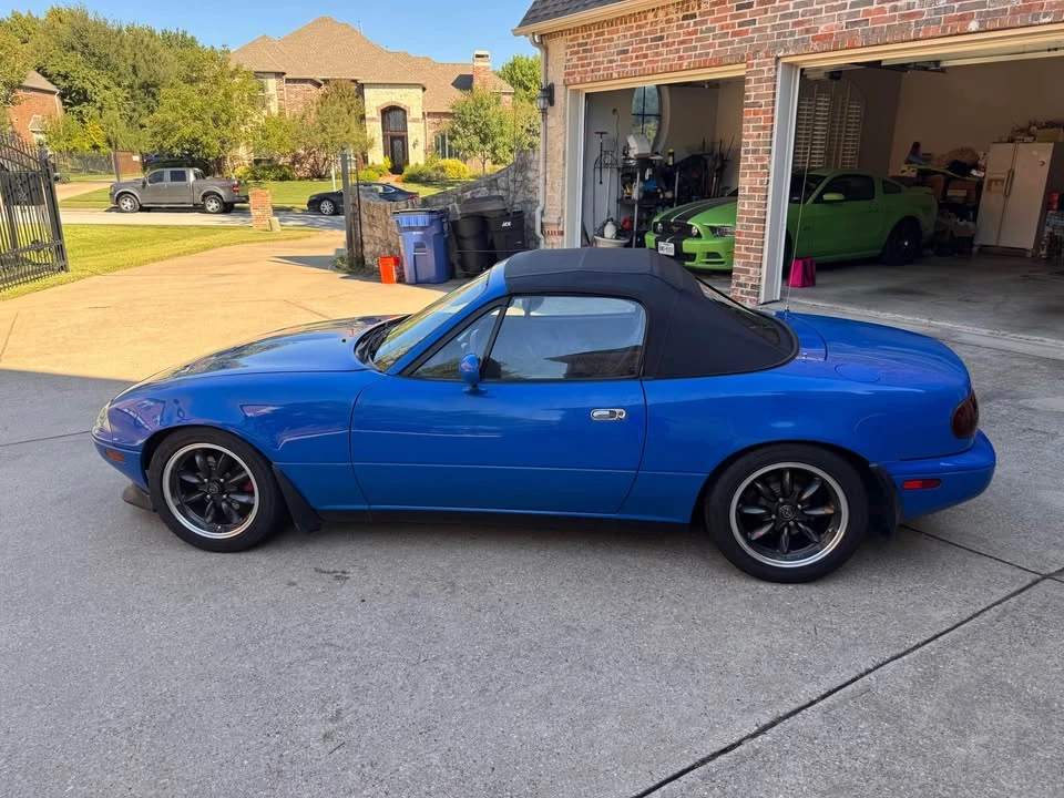 1990 Mazda NA MX-5 Miata - Image 2 of 19